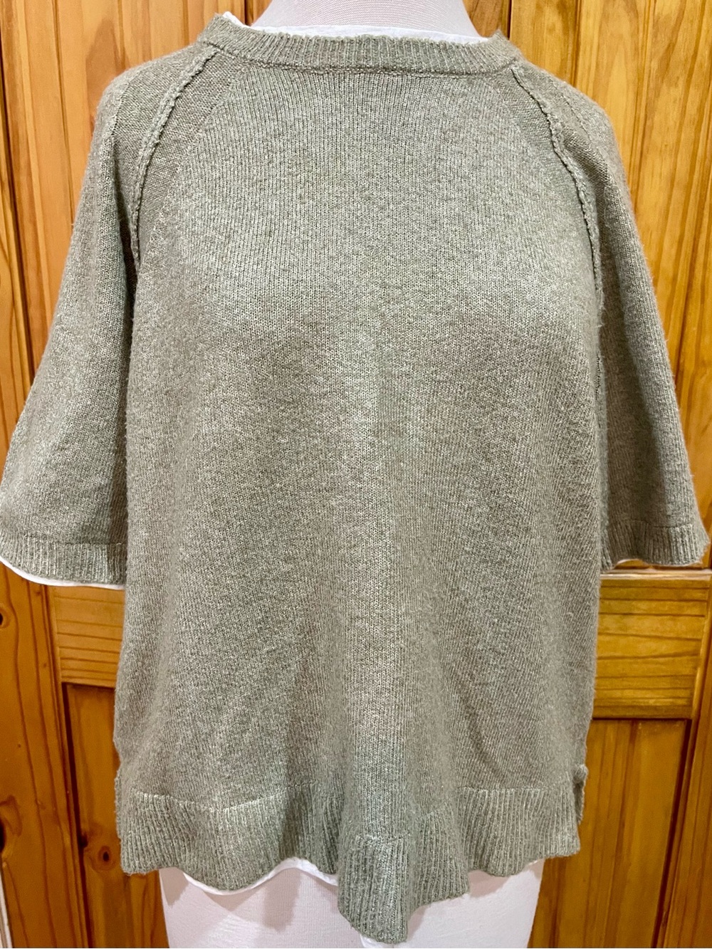 Design History Short-Sleeve Crew Sweater in Sage